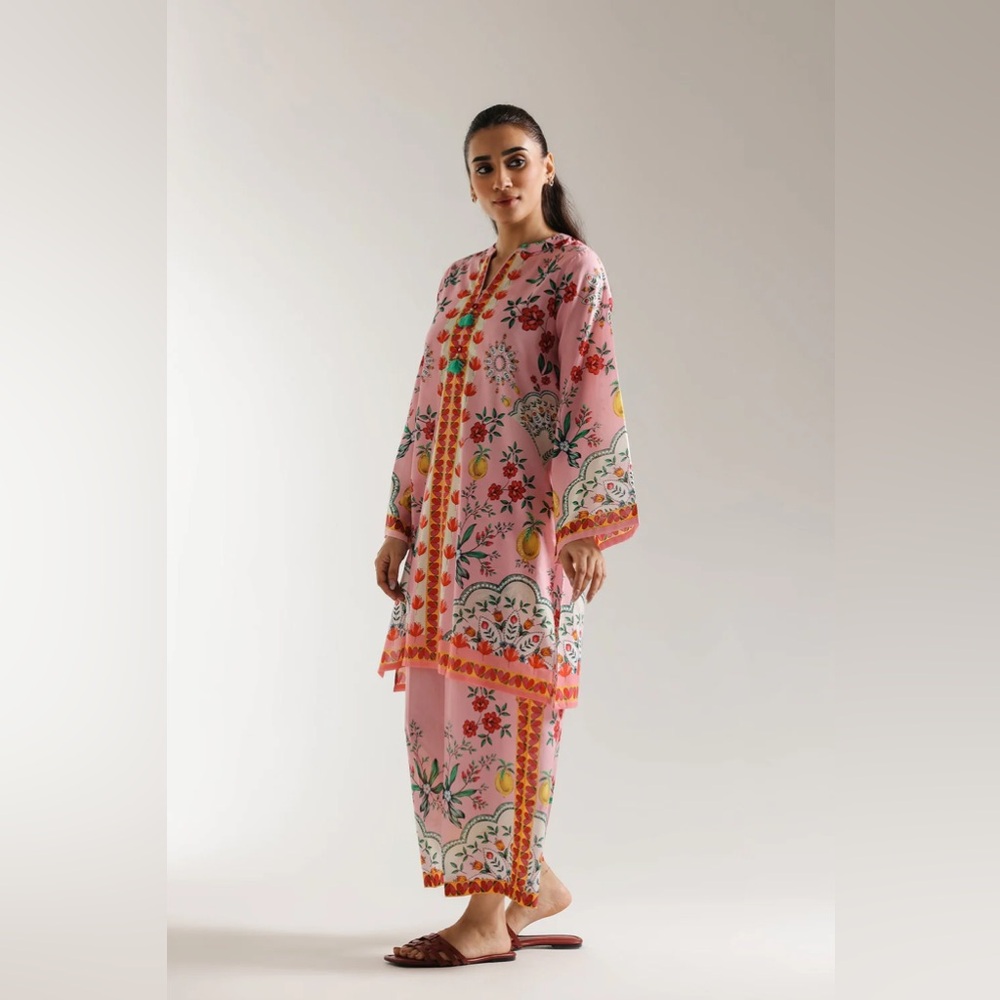ETHNC PAKISTANI DESIGNER PRINTED SUIT - Picture 3 of 8